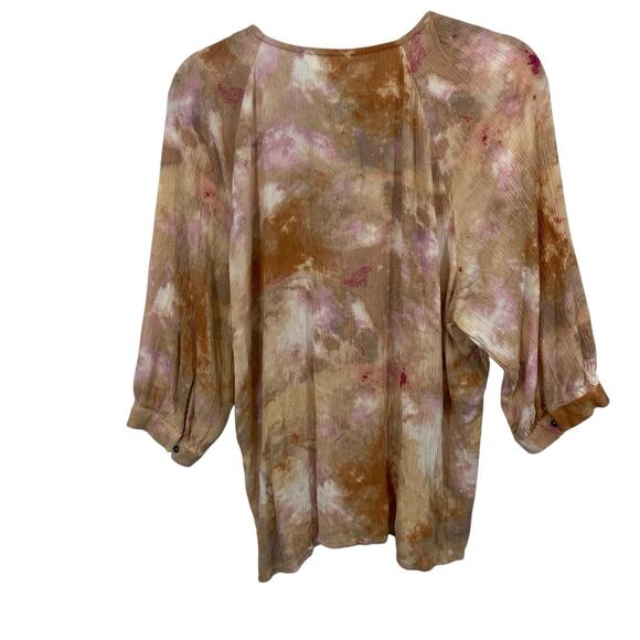 Maurices Crinkle knit Top size 1X 3/4 Sleeves Pastel watercolor Pattern Pullover - Picture 3 of 11